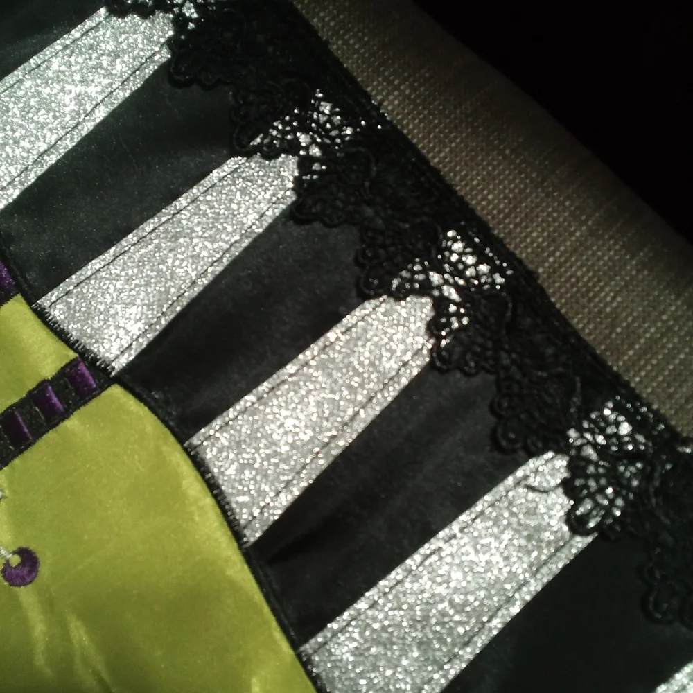 Set Of 6 Halloween Witch Legs  Placements- Green and Black